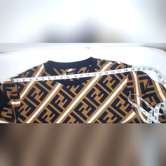 NWOT Fendi Size XL Men's FF Monogram Crewneck Sweatshirt -Made In Italy 6828 - Picture 10 of 14